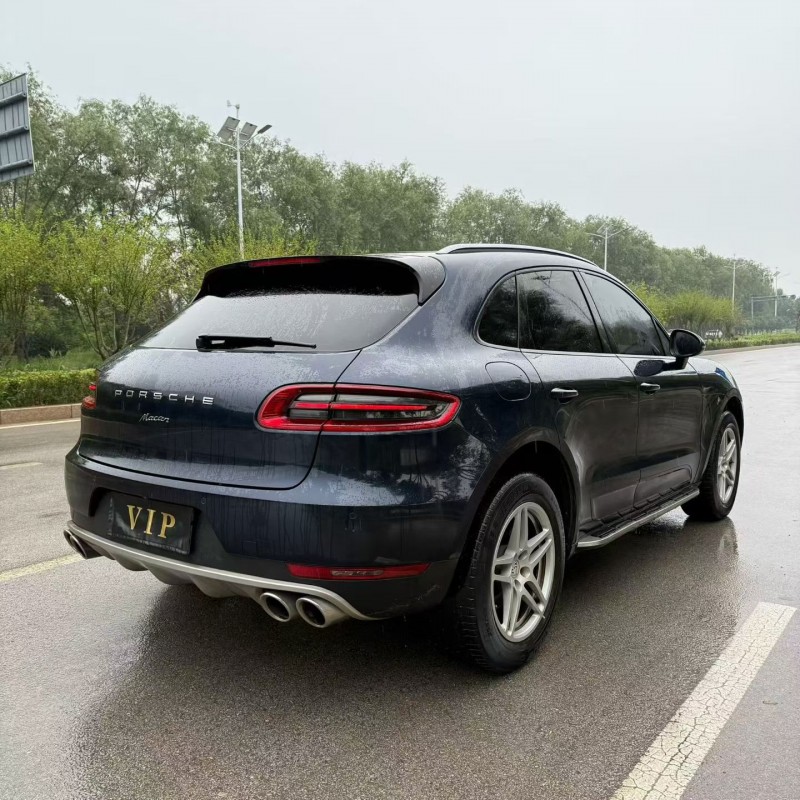 17年青岛保时捷Macan