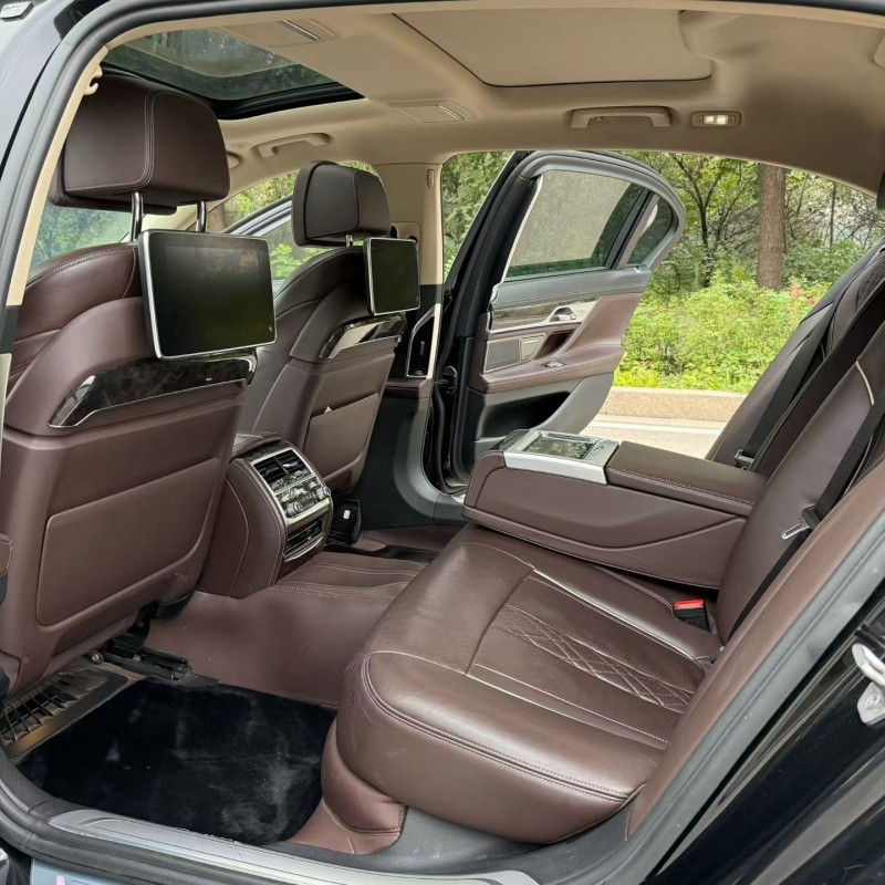 16年潍坊宝马7系