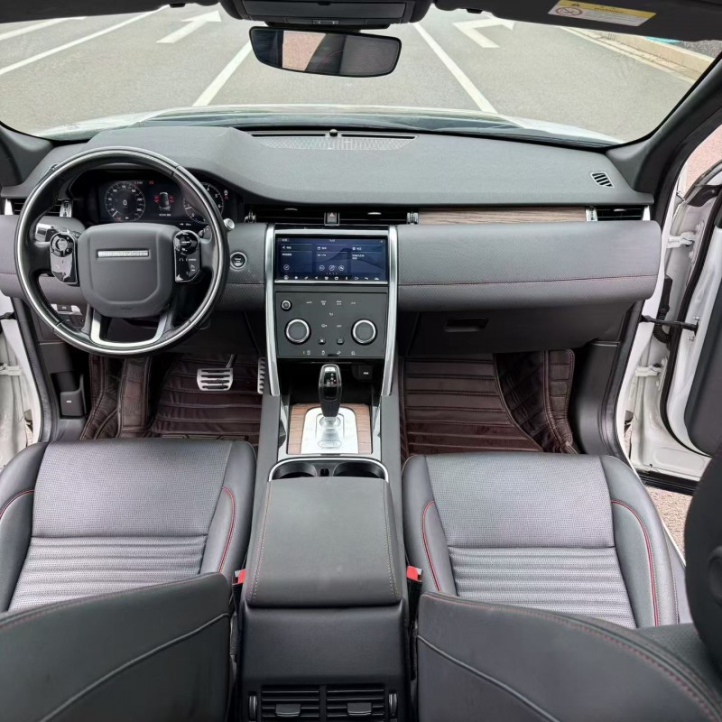 20年青岛路虎揽胜运动