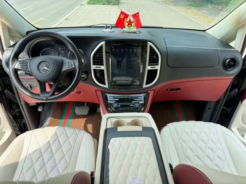 20年东营奔驰威霆