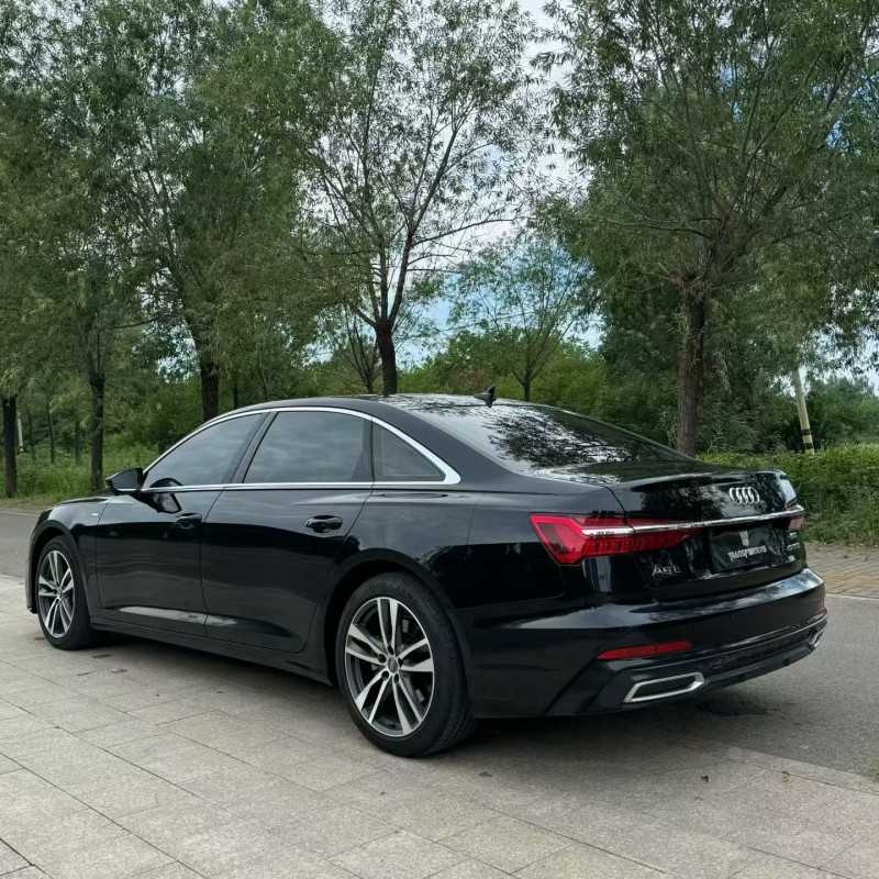 21年青岛奥迪A6L