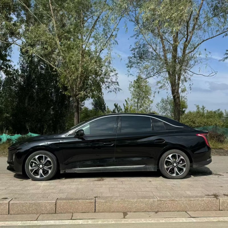 23年泰安红旗E-QM5