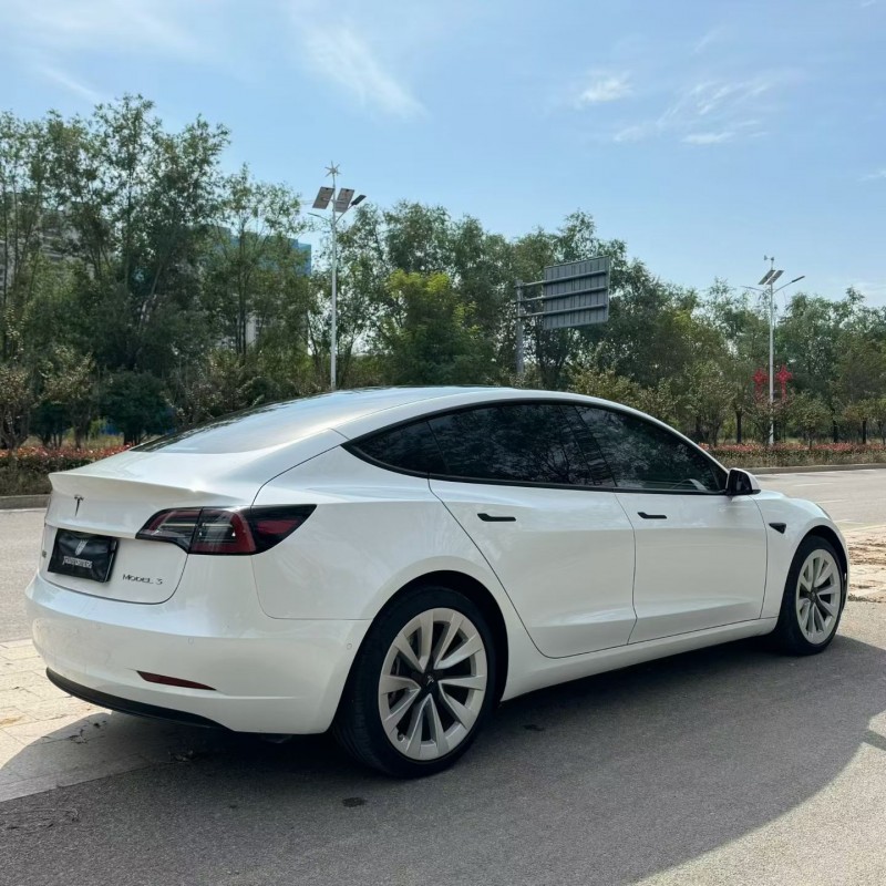 23年青岛特斯拉MODEL 3