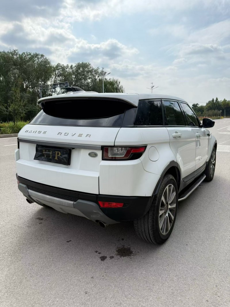 18年济南路虎揽胜极光