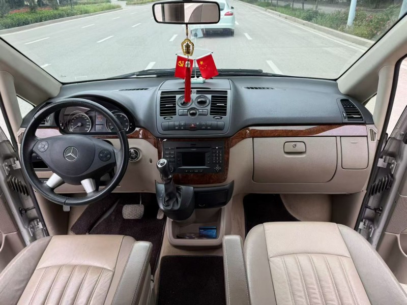 15年枣庄奔驰唯雅诺