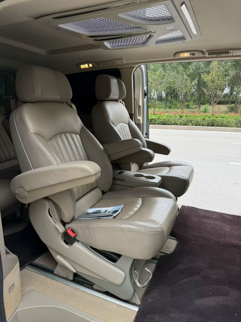 15年枣庄奔驰唯雅诺