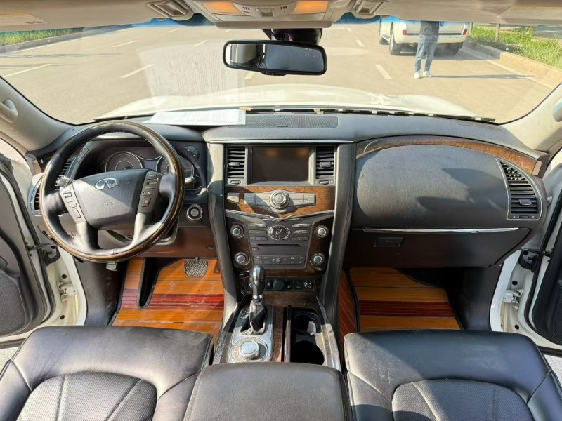 12年济宁英菲尼迪QX80