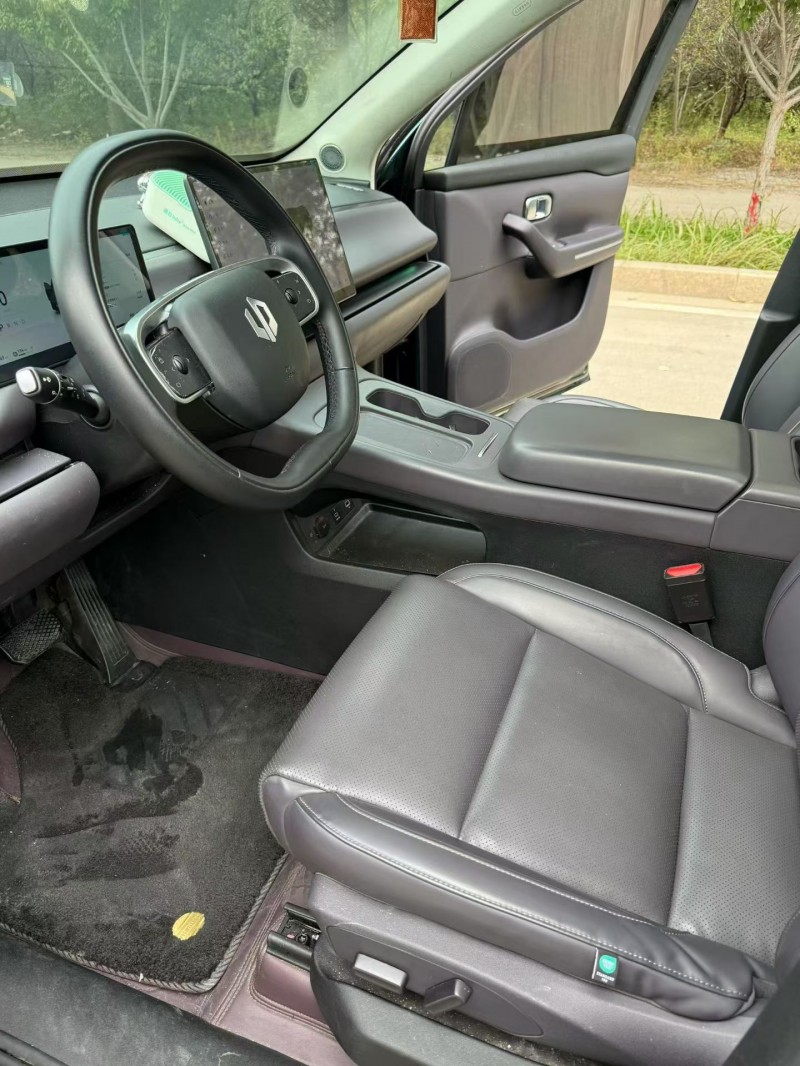 24年温州零跑汽车C10