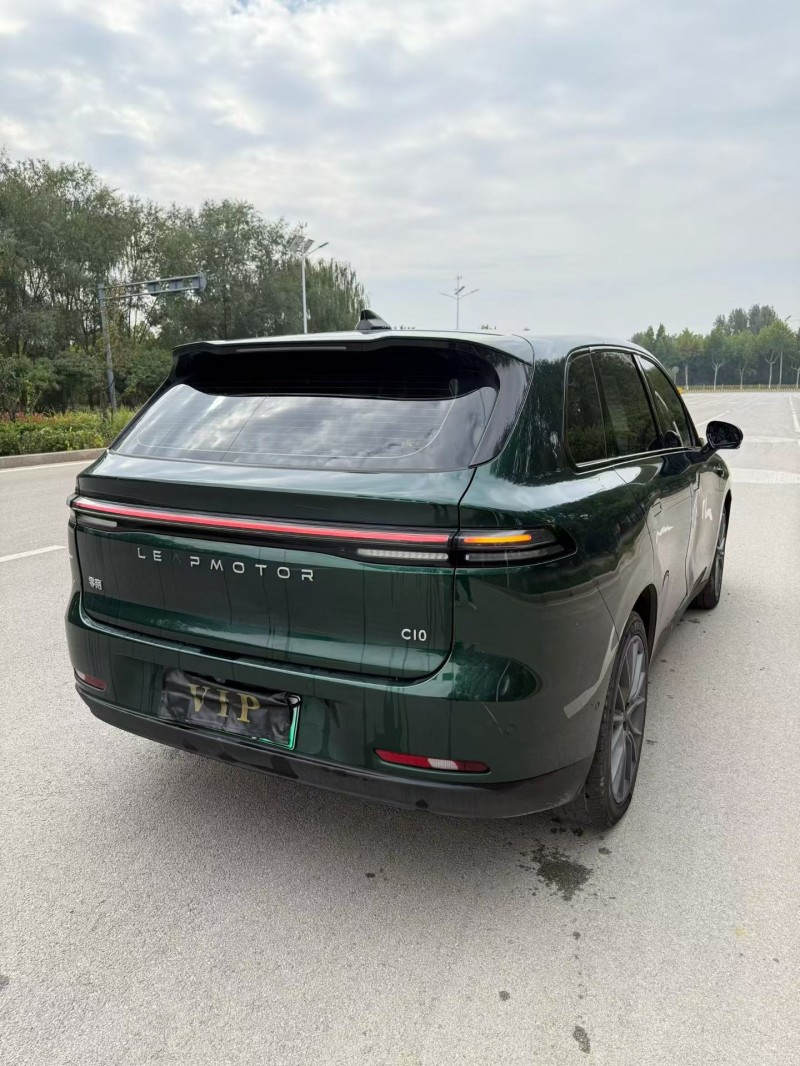 24年温州零跑汽车C10