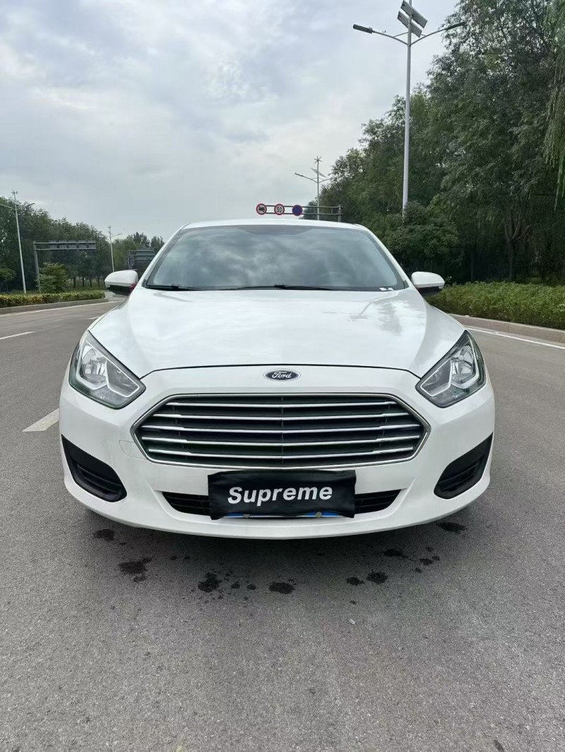 21年烟台福特福睿斯