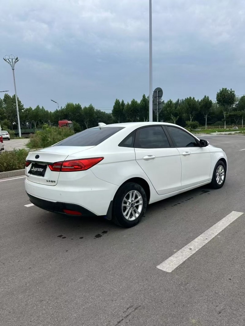 21年烟台福特福睿斯