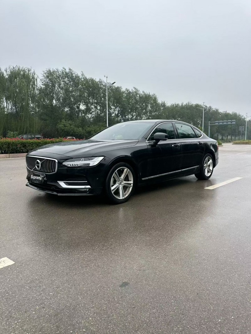 19年烟台沃尔沃S90