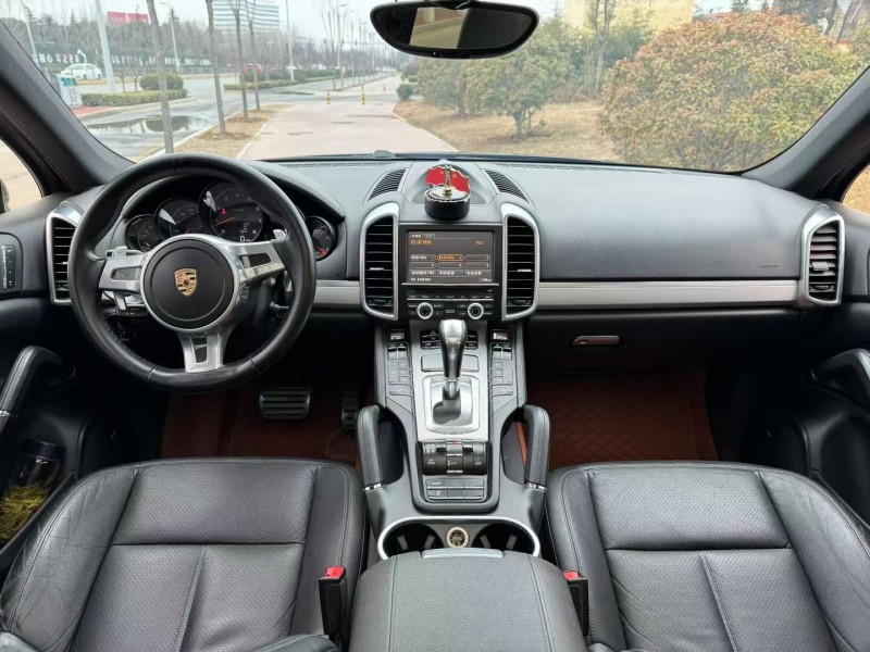 13年聊城保时捷卡曼