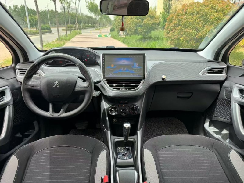 17年烟台标致2008