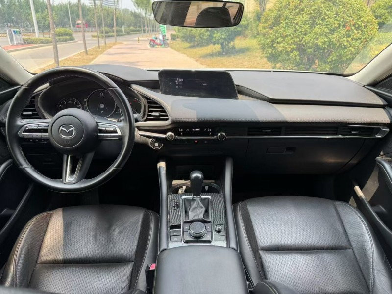 20年日照马自达昂克赛拉