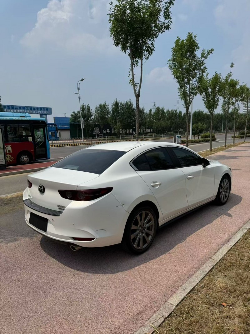 20年日照马自达昂克赛拉