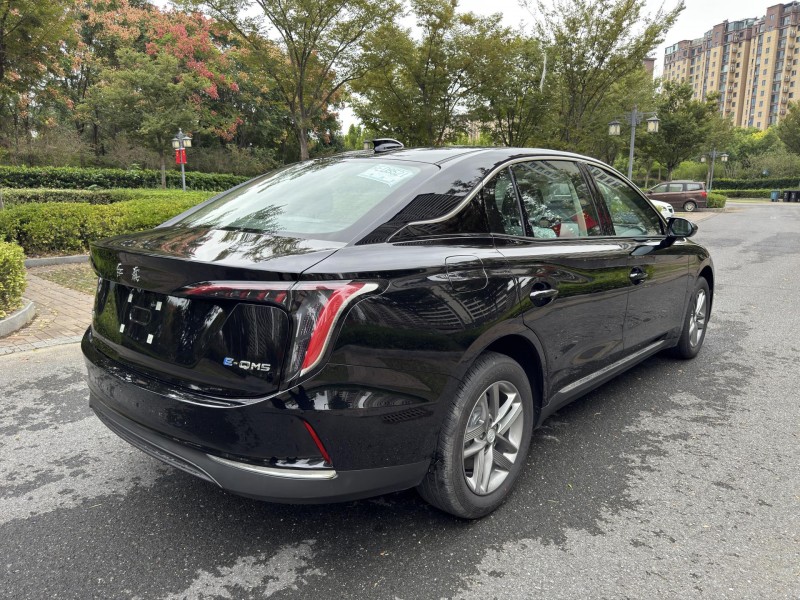 25年盐城红旗E-QM5