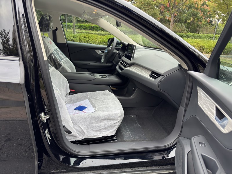 25年盐城红旗E-QM5