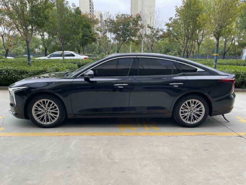 24年济宁奔腾B70