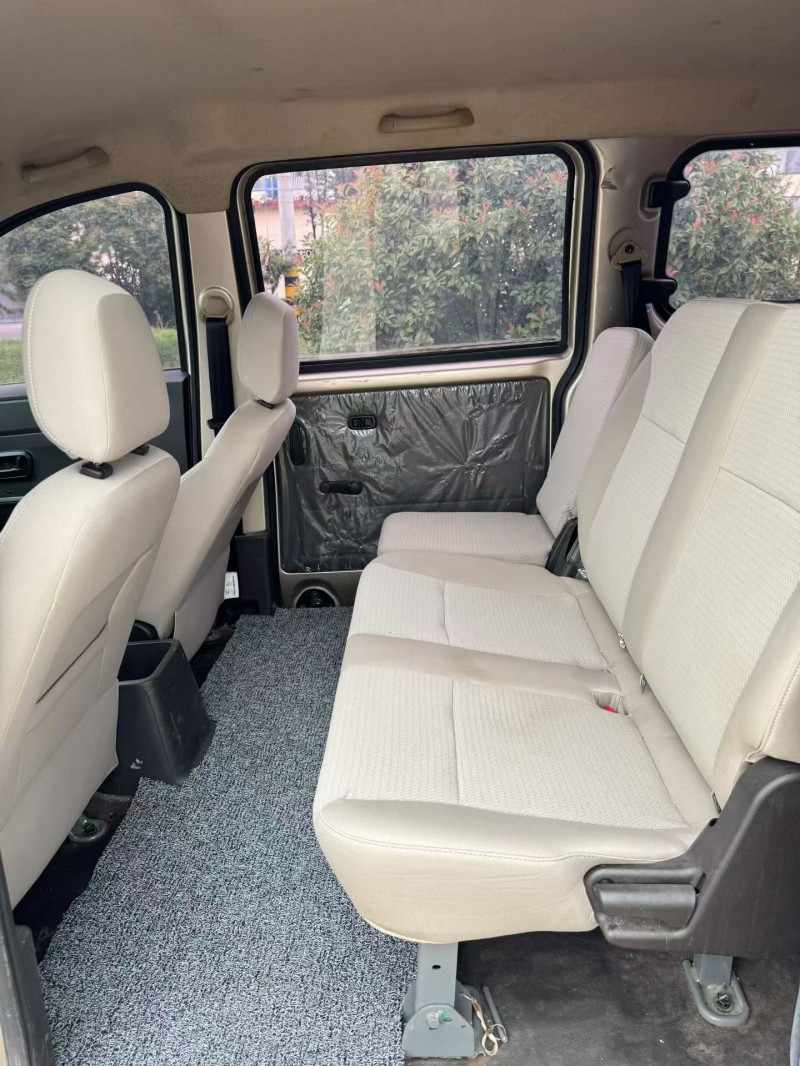 21年枣庄五菱汽车荣光