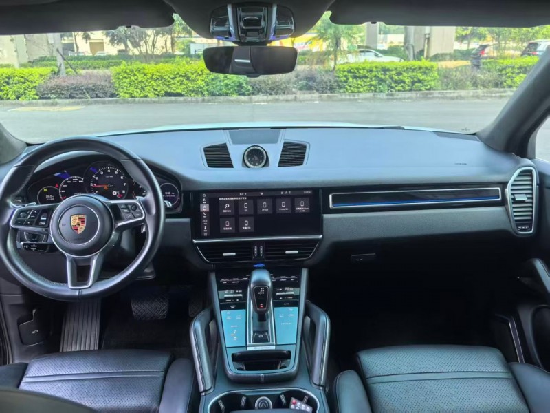 19年漳州保时捷卡宴