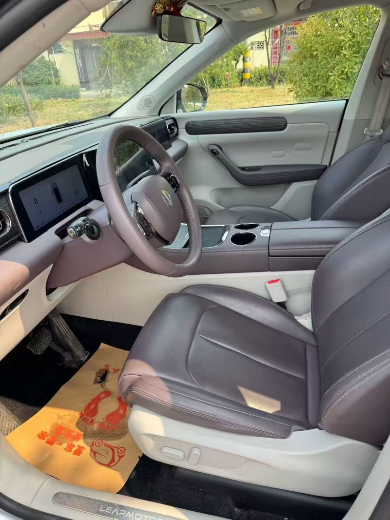 23年淄博零跑汽车C11