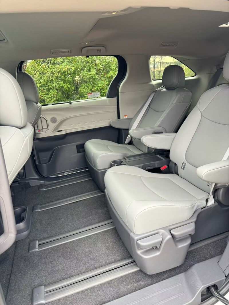 25年济宁丰田格瑞维亚