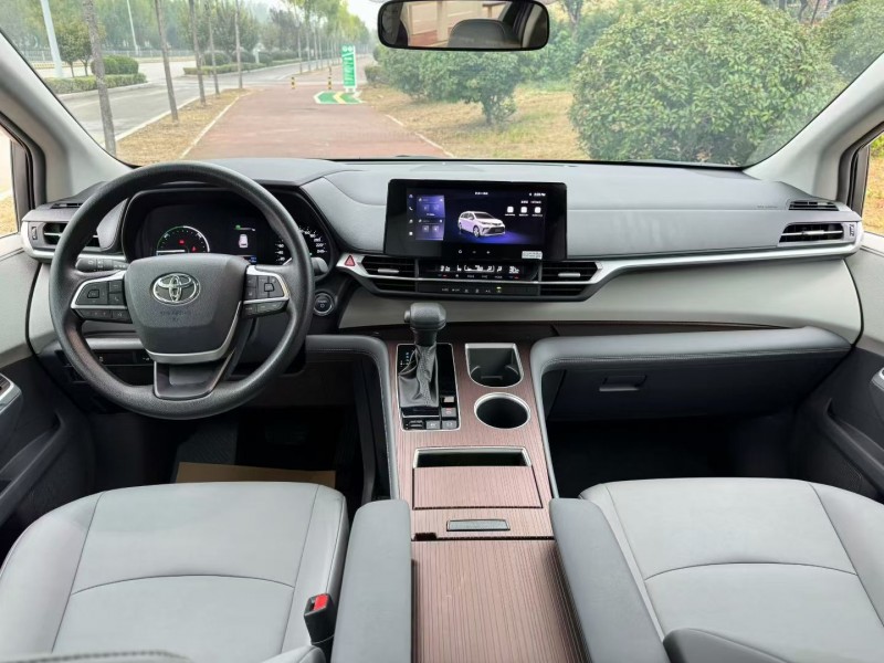 25年济宁丰田格瑞维亚