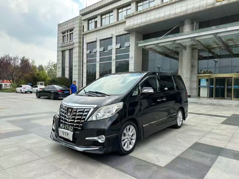 12年枣庄丰田埃尔法