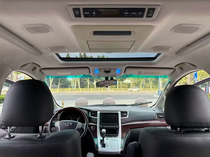 12年枣庄丰田埃尔法