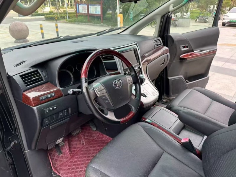 12年枣庄丰田埃尔法