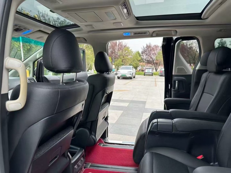 12年枣庄丰田埃尔法