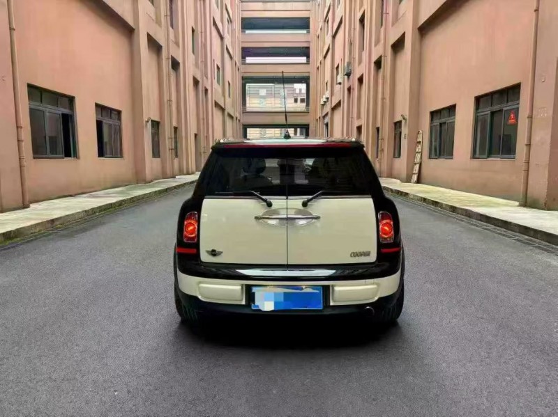 12年重庆市宝马MINI