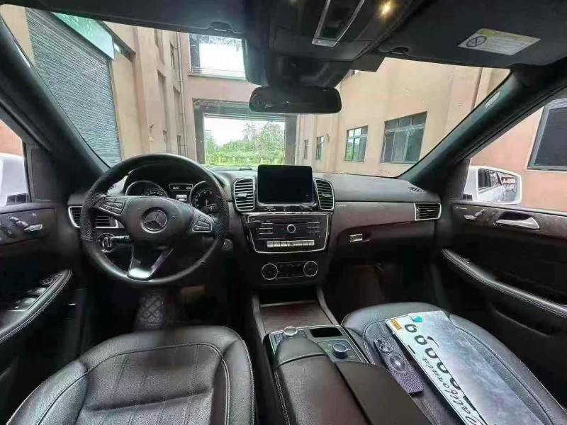 17年重庆市奔驰GLE