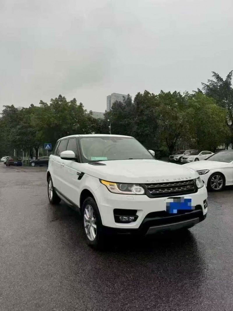 17年重庆市路虎揽胜运动