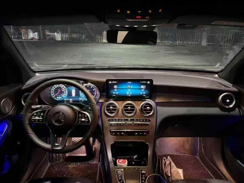 21年重庆市奔驰GLC