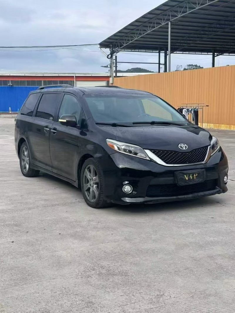 17年株洲丰田塞纳