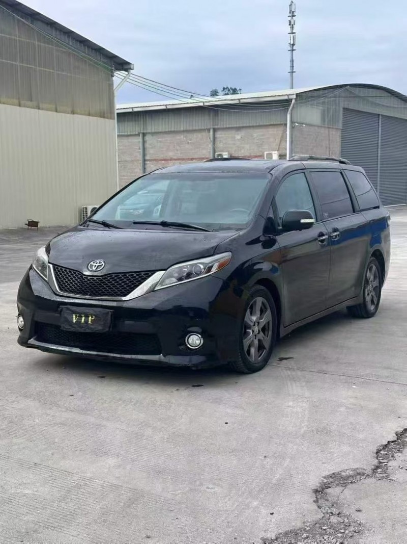 17年株洲丰田塞纳