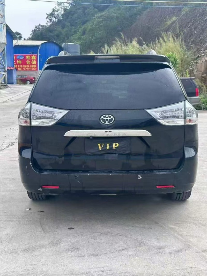 17年株洲丰田塞纳