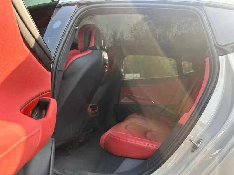 24年开封小米SU7