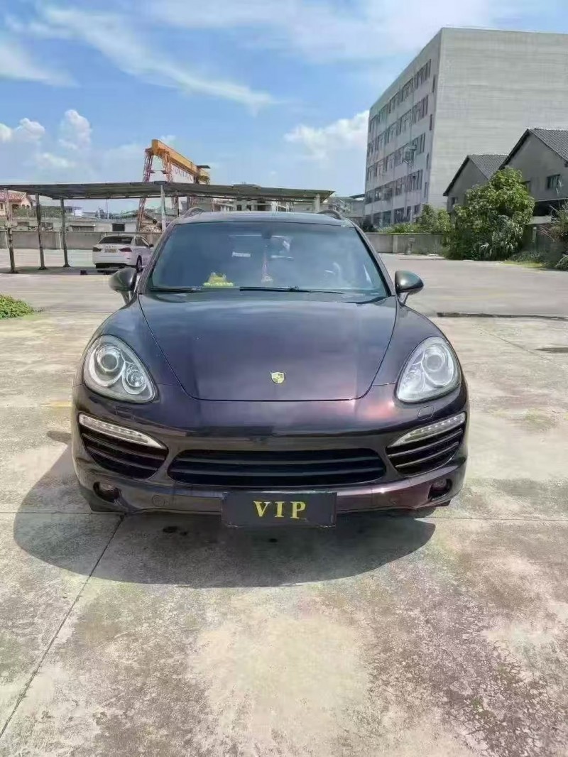 11年上饶保时捷卡宴