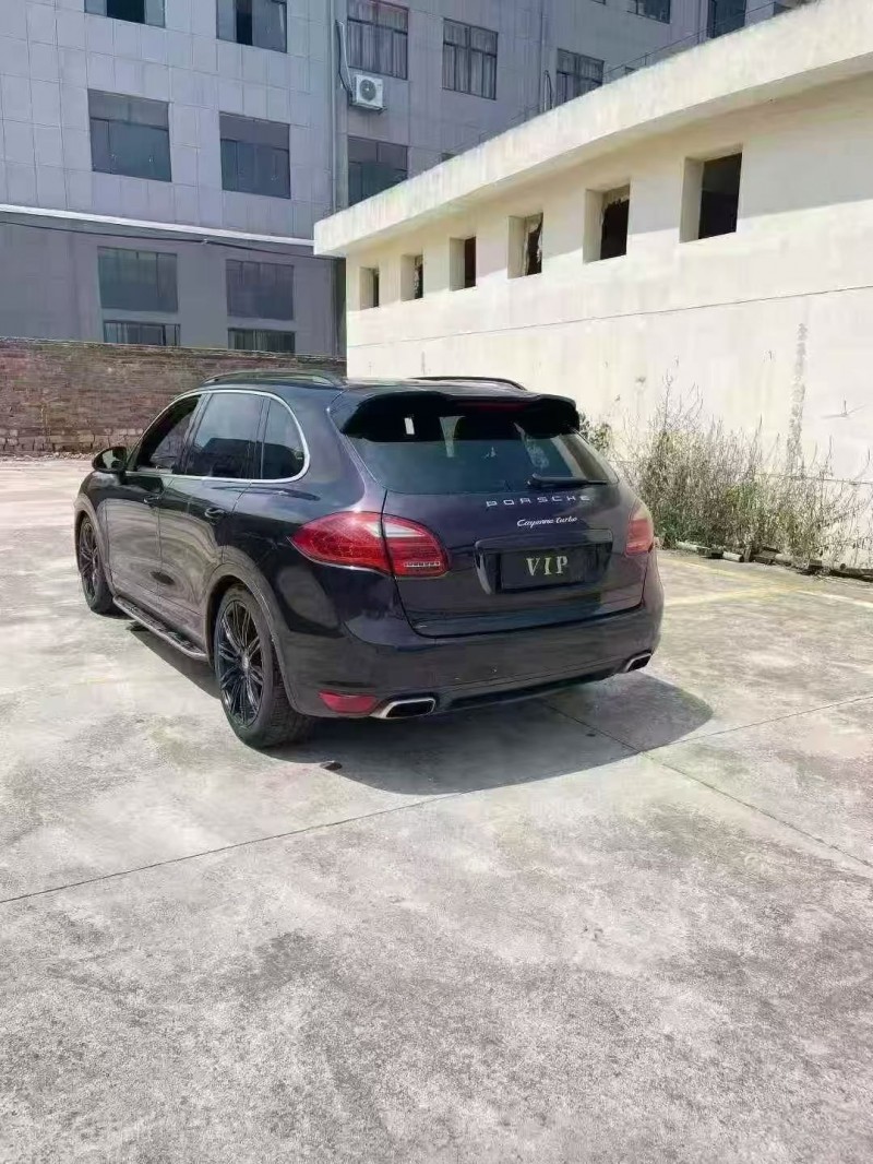 11年上饶保时捷卡宴