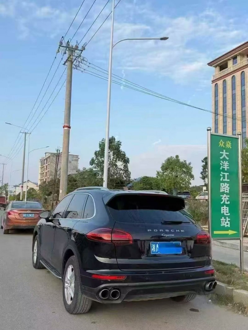 18年衡阳保时捷卡宴