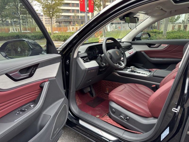 25年盐城红旗HS5