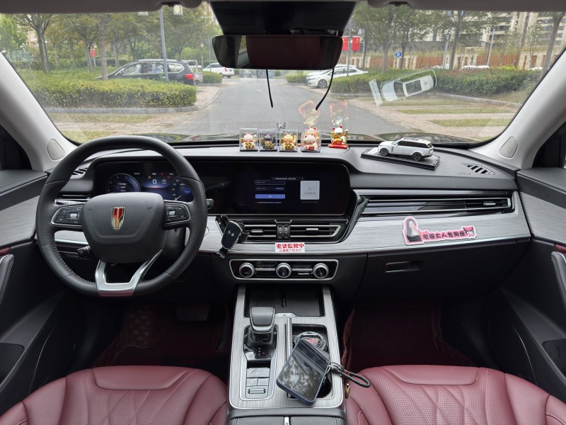 25年盐城红旗HS5