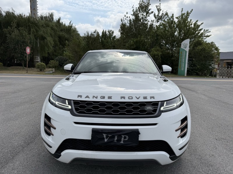 20年盐城路虎揽胜极光