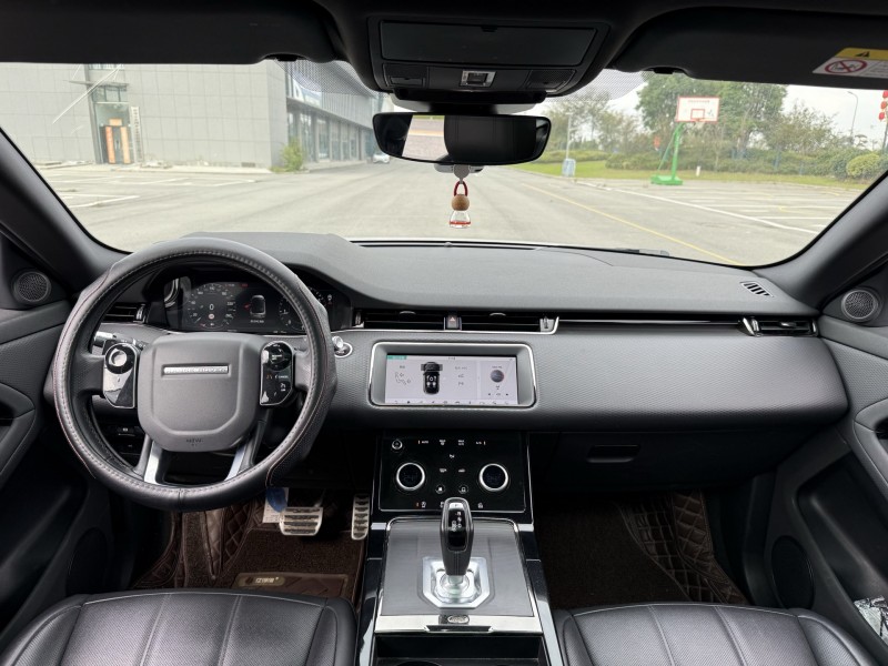 20年盐城路虎揽胜极光