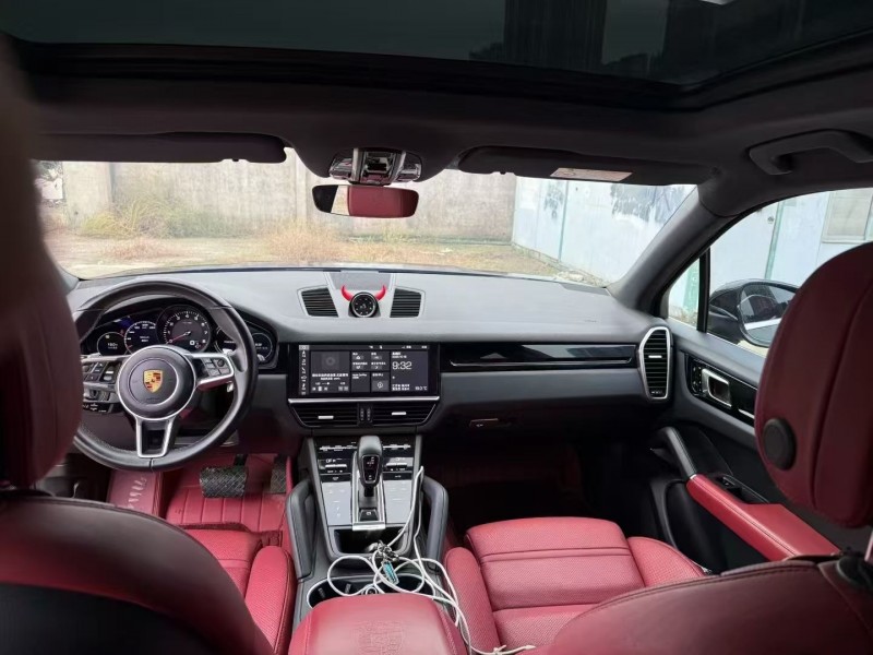 20年常州保时捷卡宴