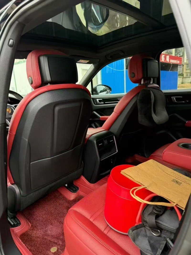 20年常州保时捷卡宴