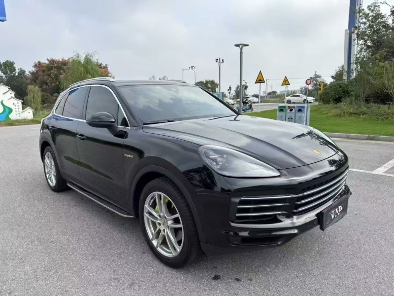 20年常州保时捷卡宴